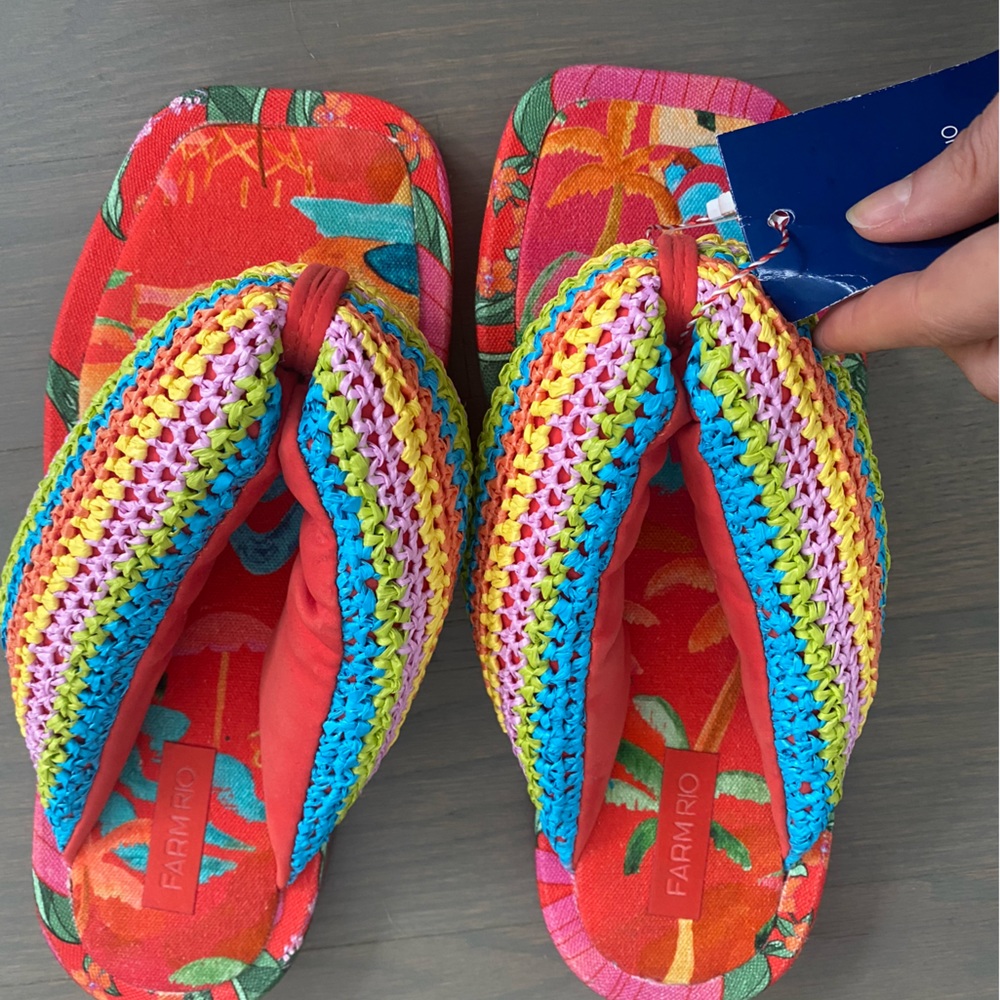 Farm Rio Puffy Red Straw Sandals US9